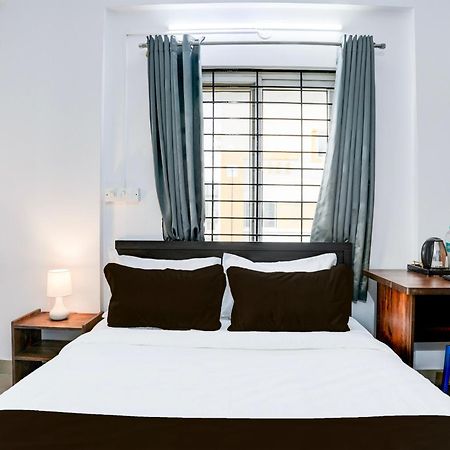 Super Hotel O Whitefield Bangalore Exteriör bild